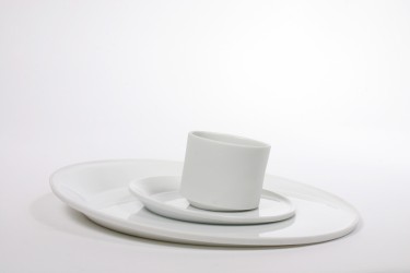 Tilting by Linde Hermans: porcelain tableware for Studio Pieter Stockmans, 2011